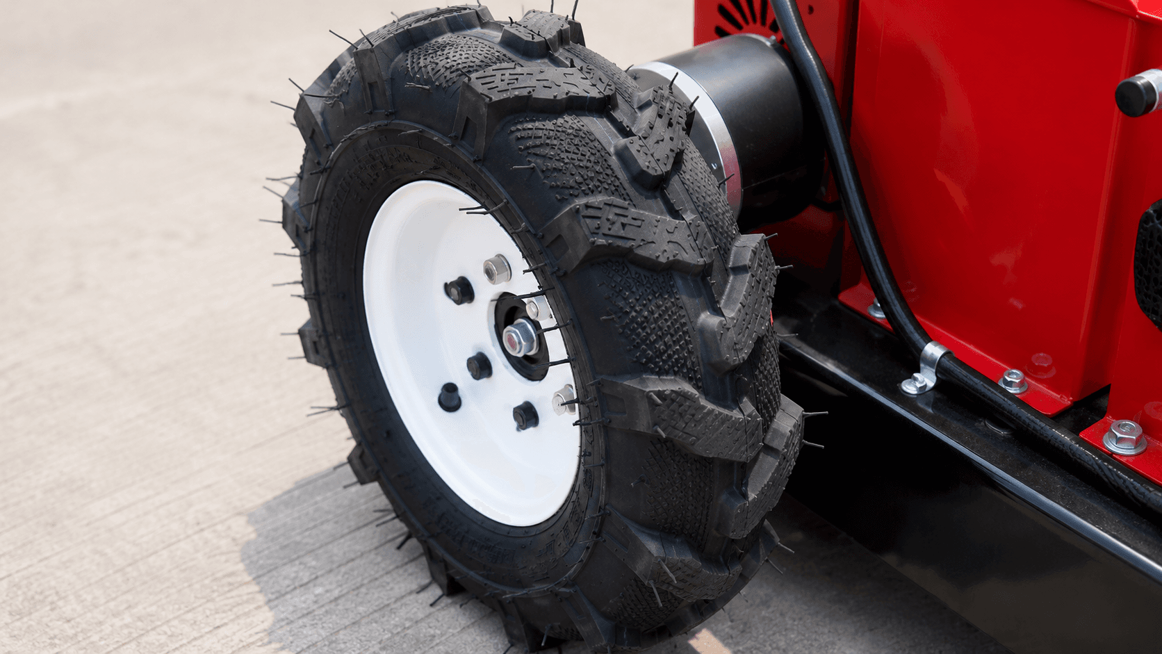 500 Wheeled Lawn Mower - view 2